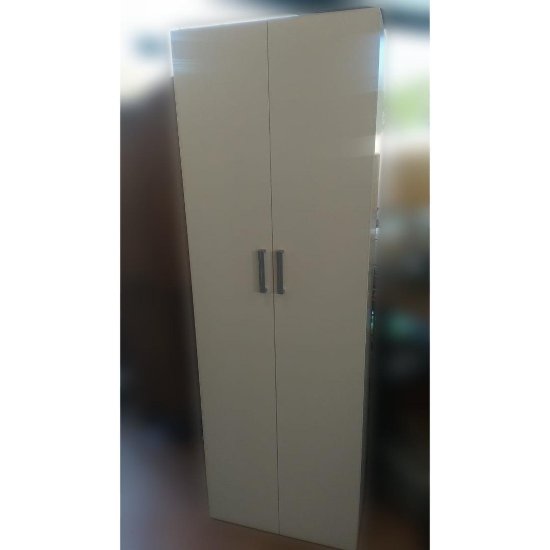 Despensero de melamina armado de 2 puertas