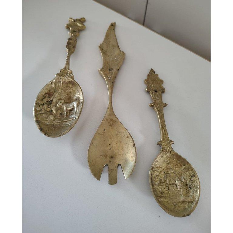 Juego de 3 Cubiertos de Bronce Labrado Decorativos Antiguos