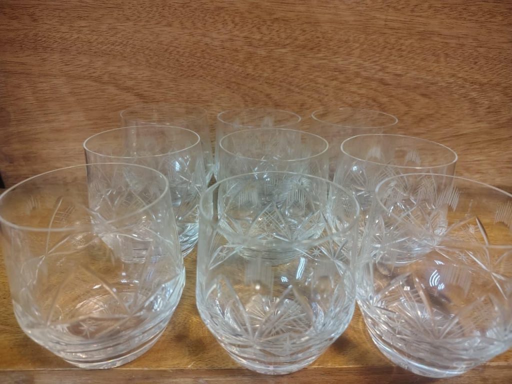 Vasos de cristal tallado para whisky