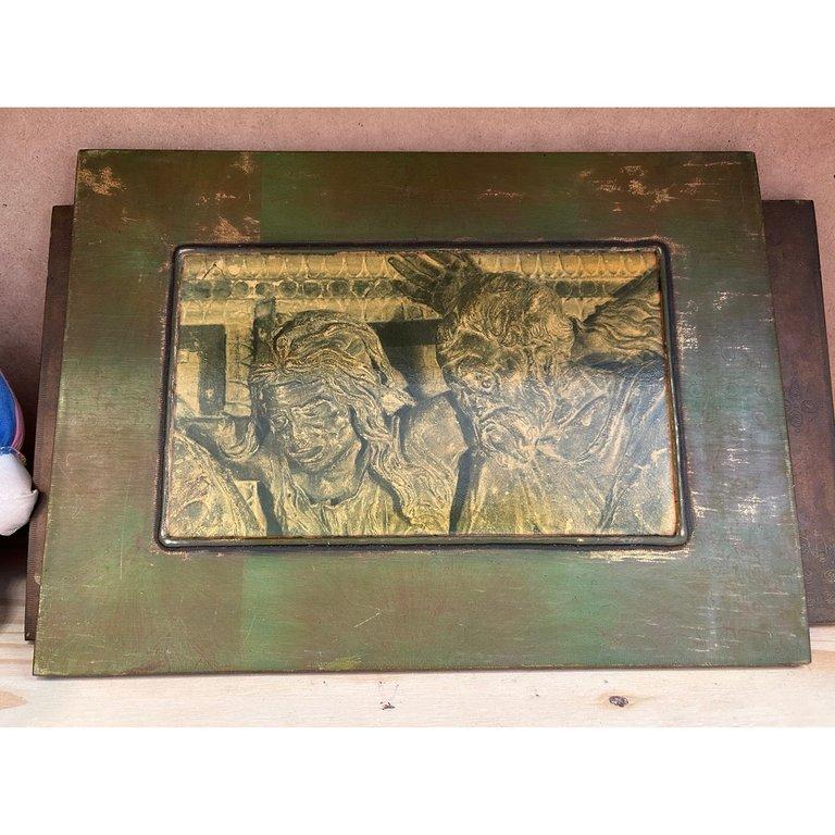 Placa Bajorrelieve Escultórico Arte Clásico Marco Madera Patinado